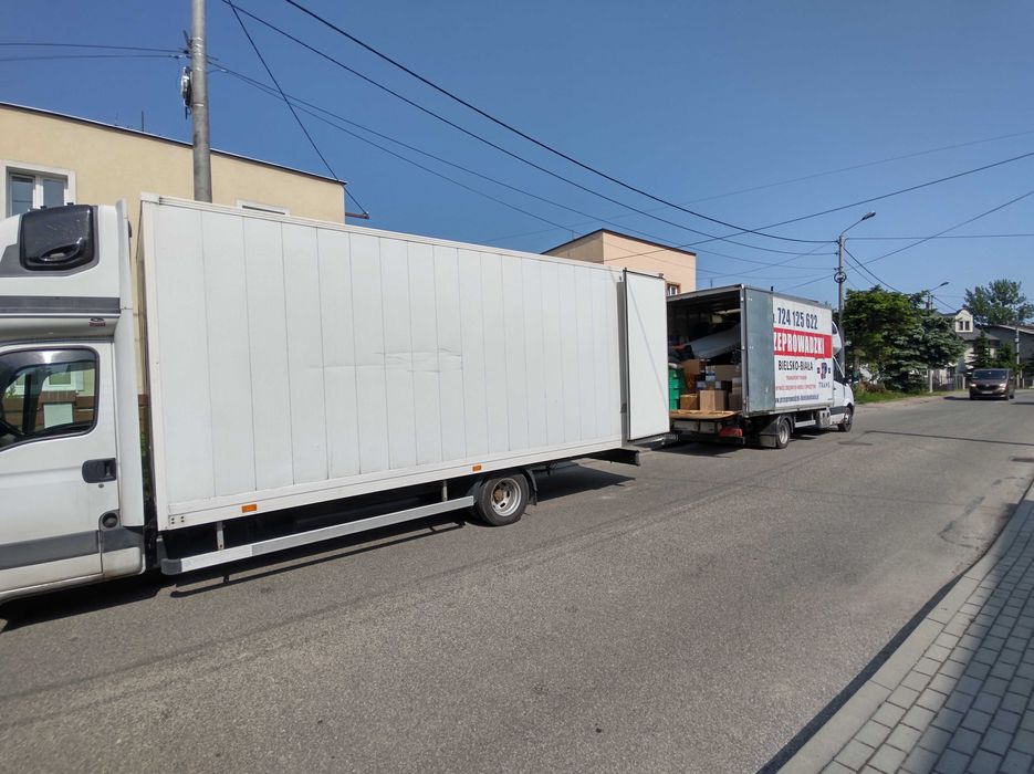 Przeprowadzki.Transport.Wywóz.Opróżnianie mieszkań.Pianina.Winda.Ekipa