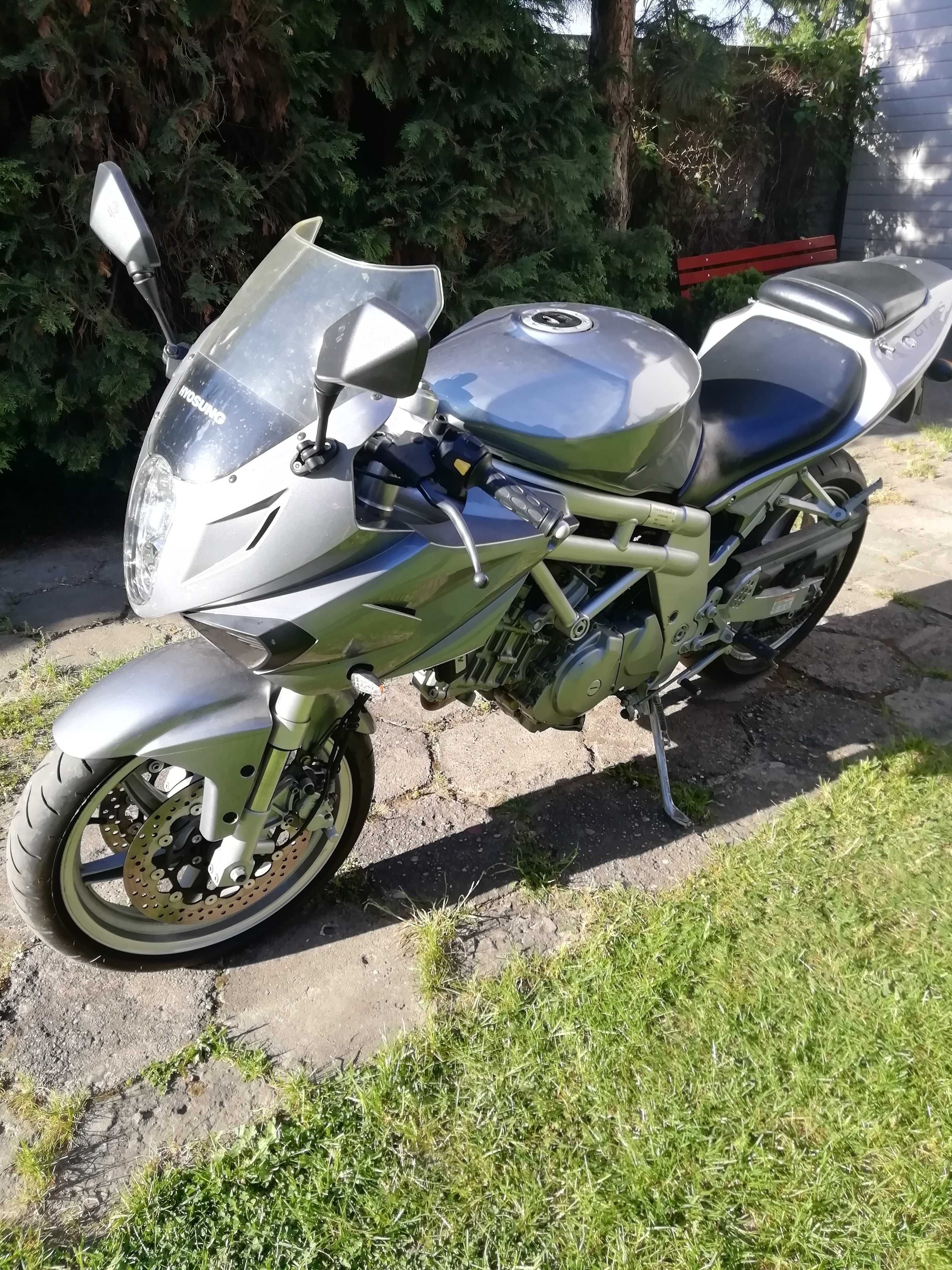 Hyosung Comet 650 Zamiana Zamienie