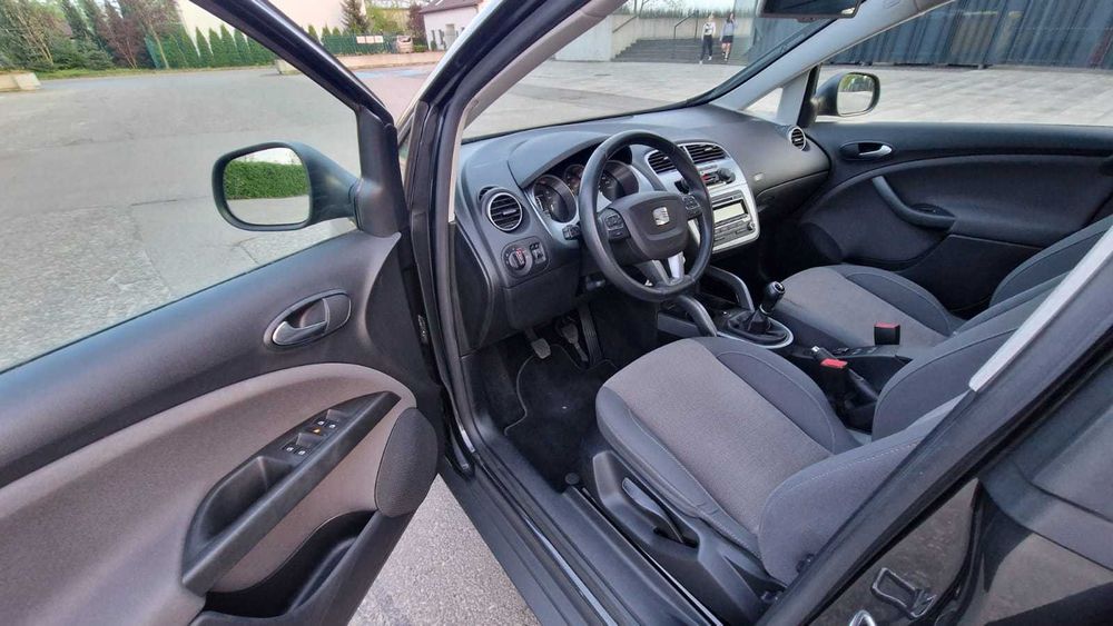 Seat Altea XL  I rej. 2011 /   Klimatronic / Po wymianie rozrządu