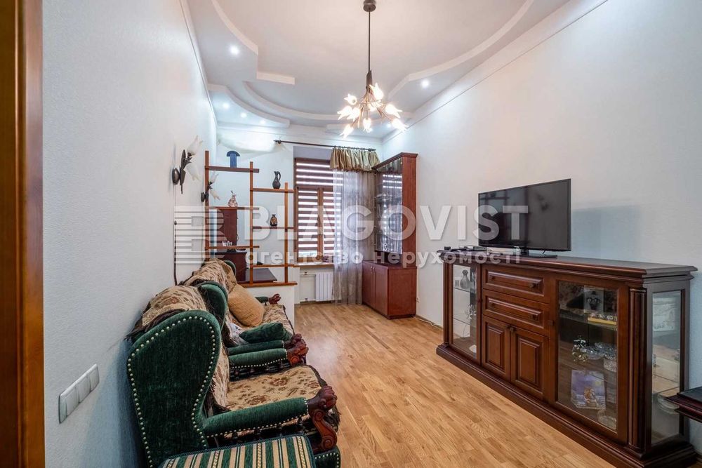 Хрещатик 15 Городецького Заньковецької  Пасаж 3К/72м2