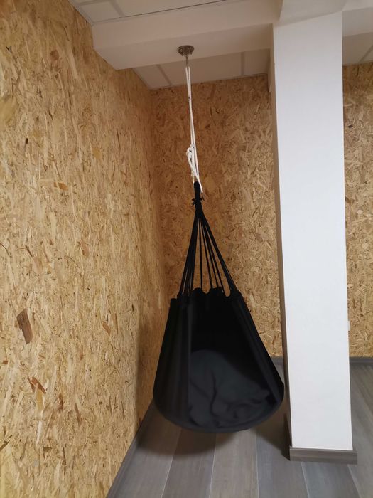 Baloiço tipo casulo