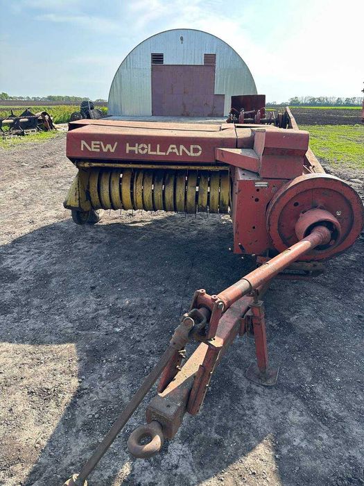 Продам прес підборщик NEW HOLLAND
