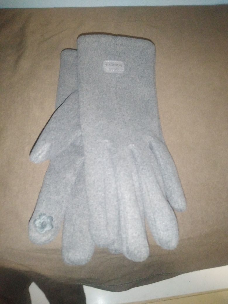Продам жіночий рукавички