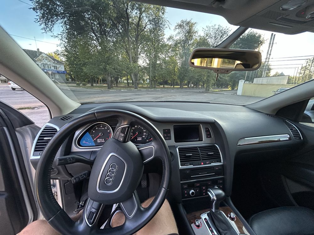 Audi Q7 2015 года