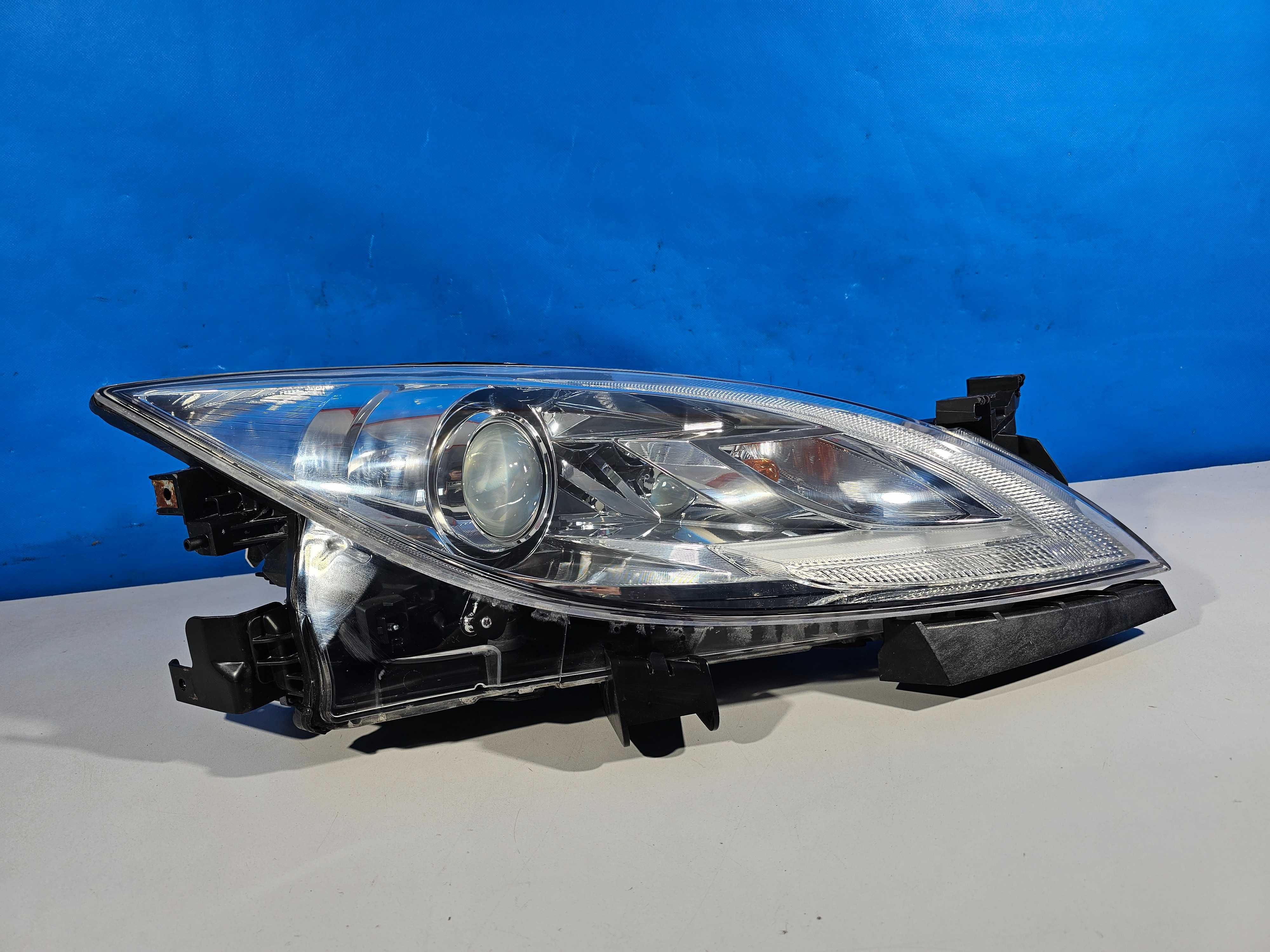 Mazda 6 GH Lift Lampa Przód Przednia Prawa Bi-Xenon Skrętny Skrętna EU