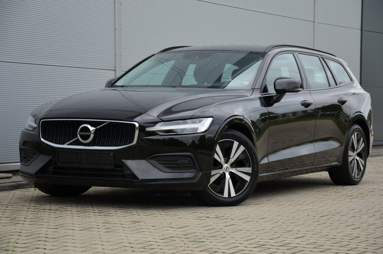 Volvo V60 Czarne Opłacone 2.0B3 Mild Hybrid Serwis As.pasa Czytanie znaków
