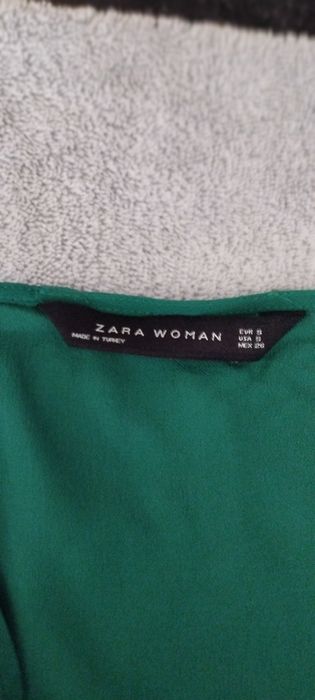 Śliczna sukienka Zara