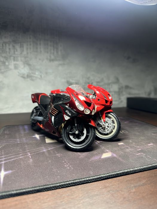 Мотоцикли 1:12 під рестааврацію