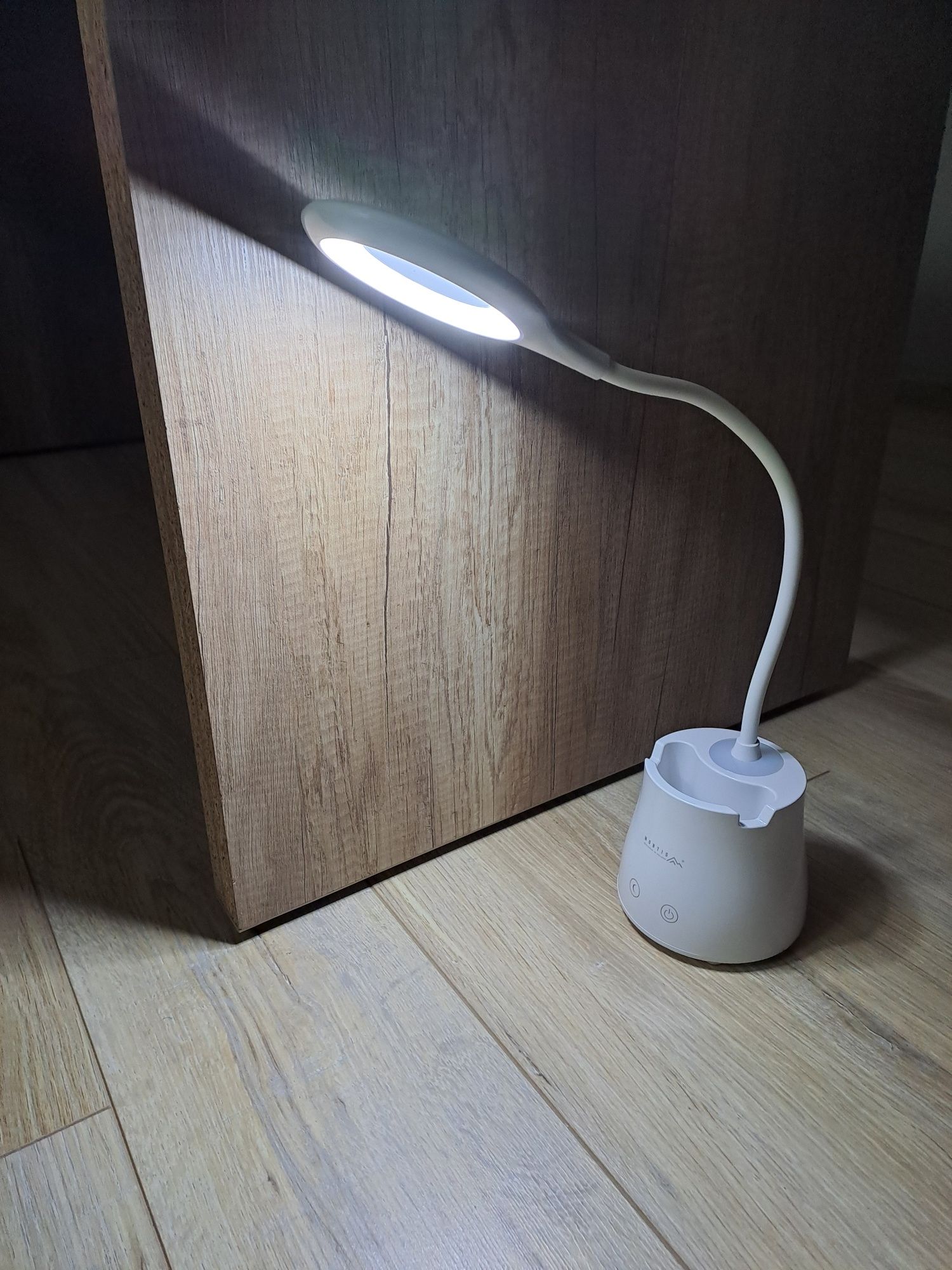 Lampka Led na ładowanie USB