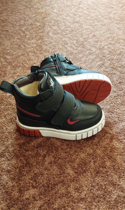 Детские зимние ботинки для мальчика 23р.