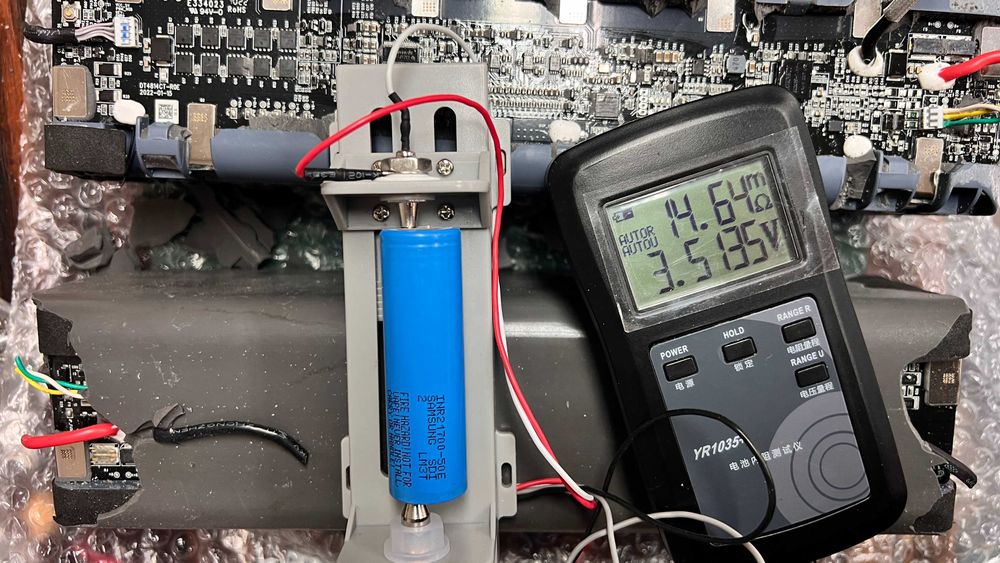 Акумулятори Samsung 50E 21700, 13S3P, в пакетах 39шт, депакет