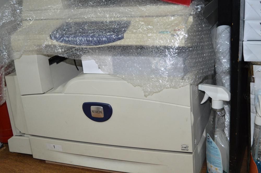 Срочно продам xerox м 118!