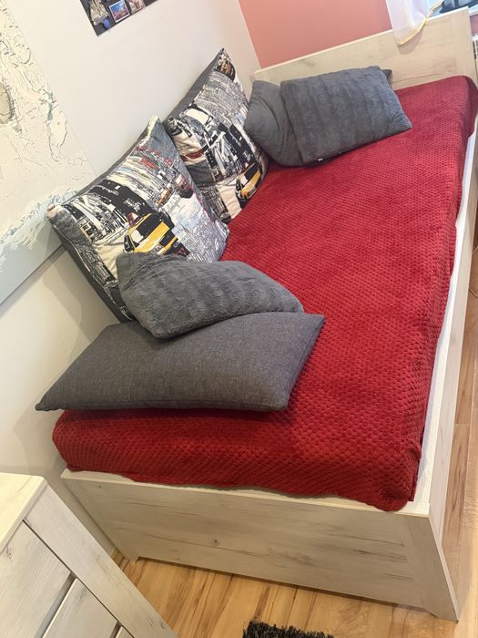 Sprzedam używane łózko pojedyńcze