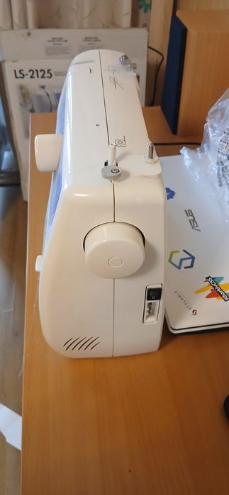 Швейна машинка Brother LS-2125