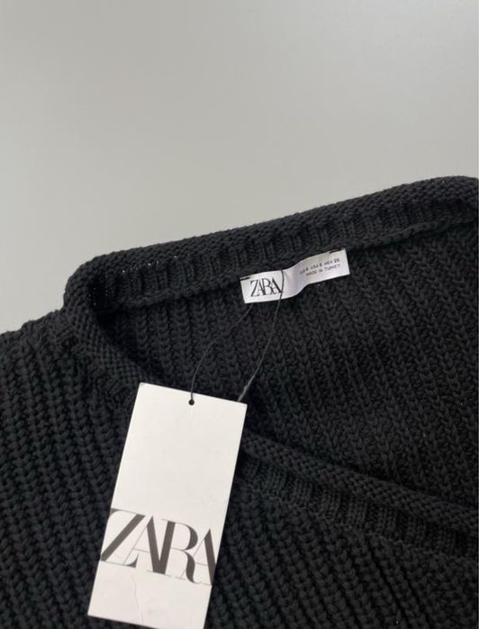Дуже стильний светр ZARA