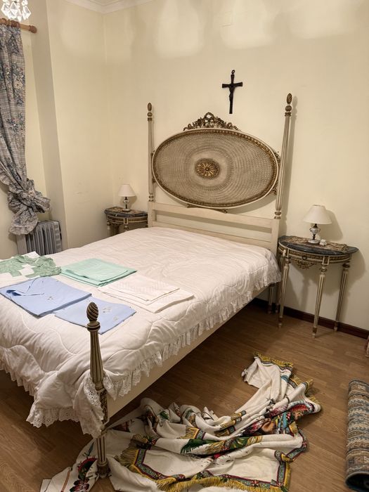 Mobília de quarto vendo pela melhor oferta