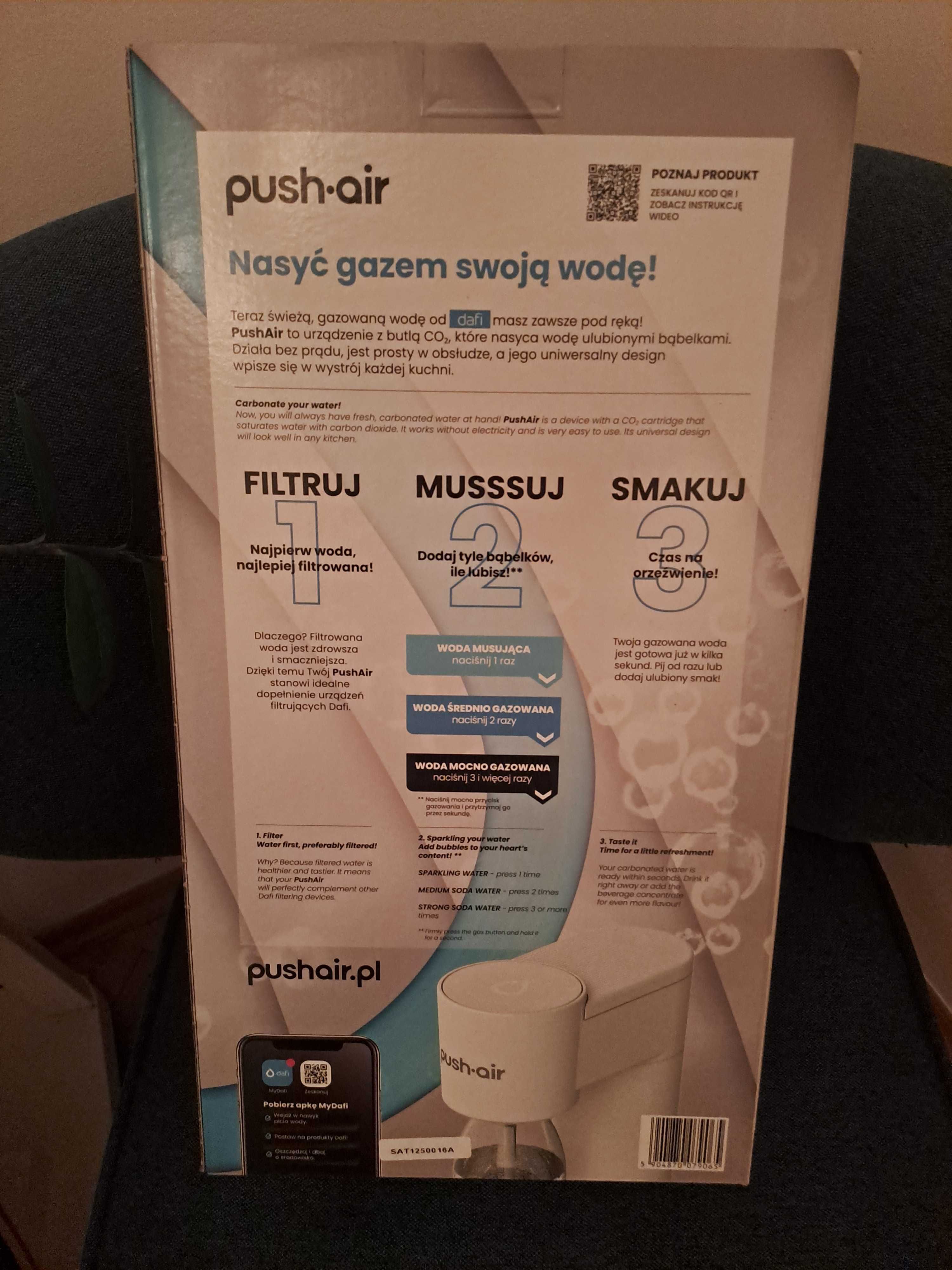 Dafi saturator PushAir biały + nabój CO2 + butelka 0,7L
