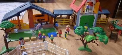 Sprzedam Farmę Playmobil