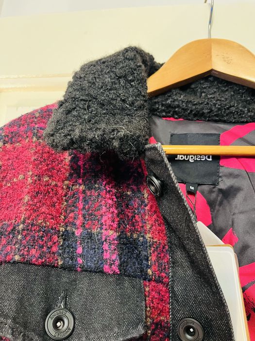 Kurtka Desigual na zimę