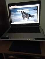 TOSHIBA Satellite L40 15/4