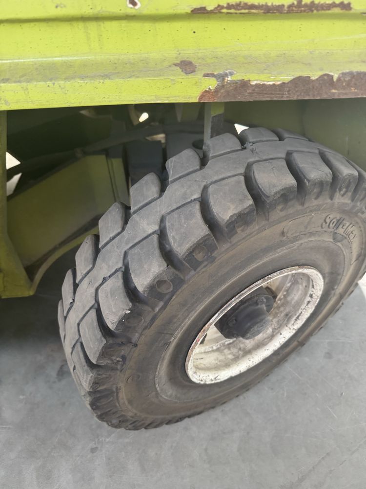Wózek widłowy CLARK 5T – Diesel, UDT, przesuw boczny – Wynajem