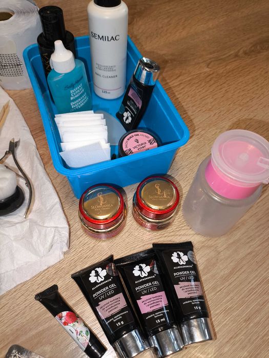 Zestaw do paznokci.Zestaw do manicure hybrydowego i żelowego, lampa