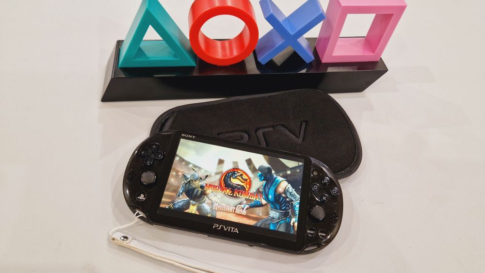 Sony Ps Vita Slim 64гиг с играми 65шт!