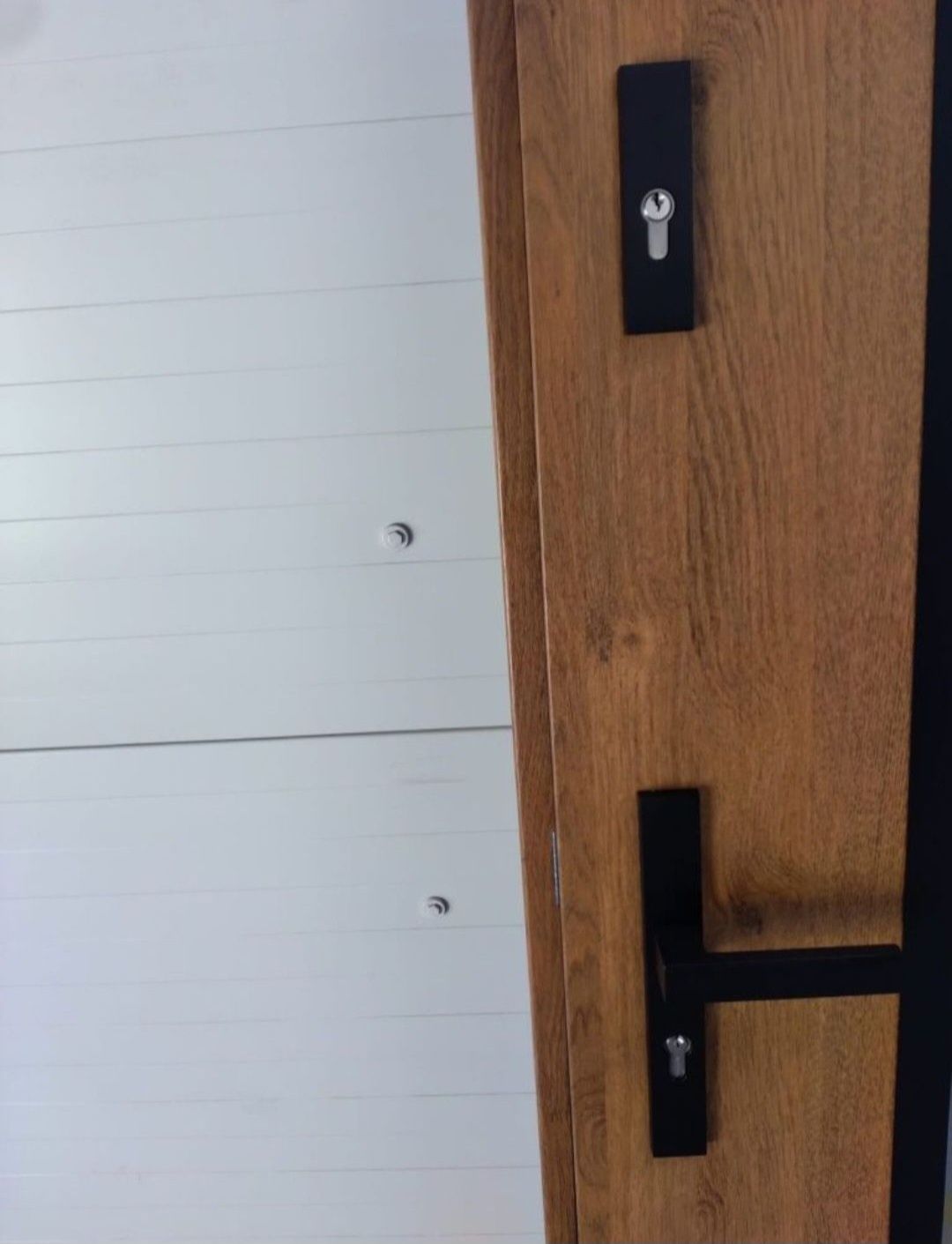 Nowe drzwi wejściowe winchester gr. 68 mm metalowe ocieplone 90
