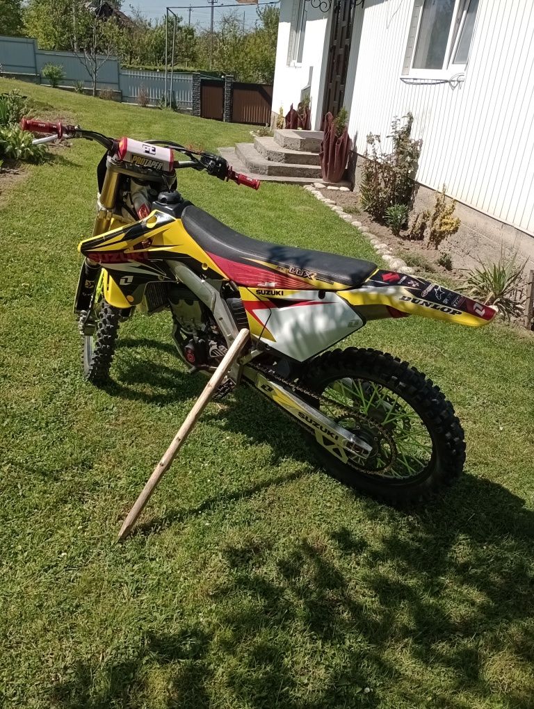 Suzuki rmz 250 кросовий мотоцикл