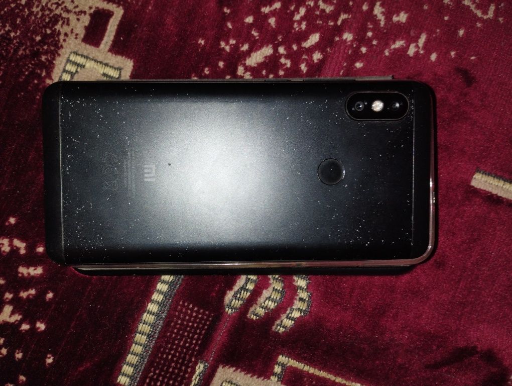 Xiaomi Redmi Note 5 3/32 Gb