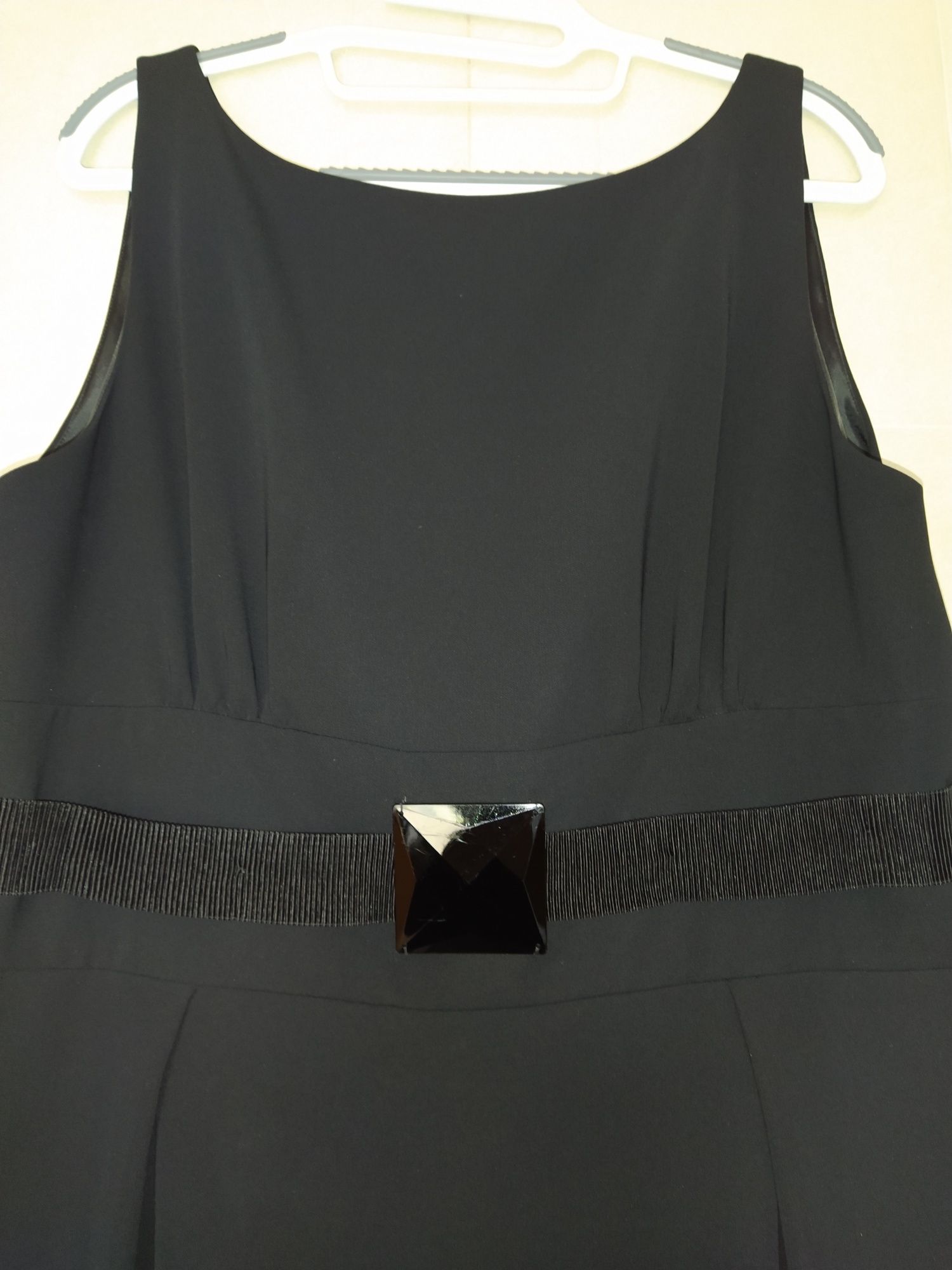 Vestido da Cortefiel 44/46 a 25€ lindo!