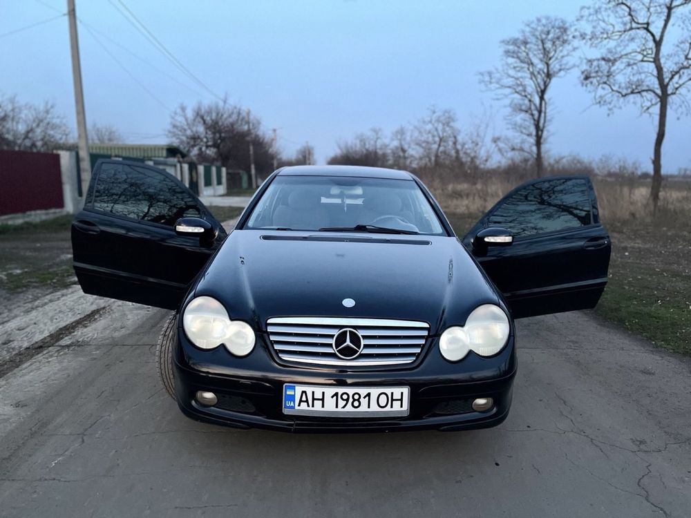 Продам! Mercedes C180