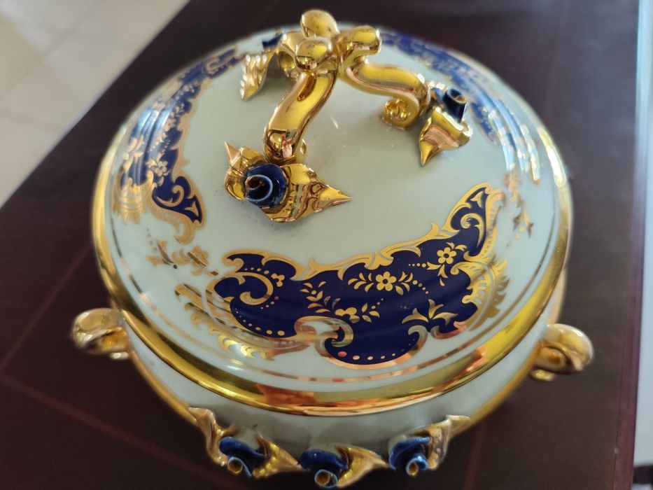 Bomboneira porcelana