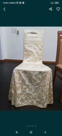 Sukienka na krzeslo