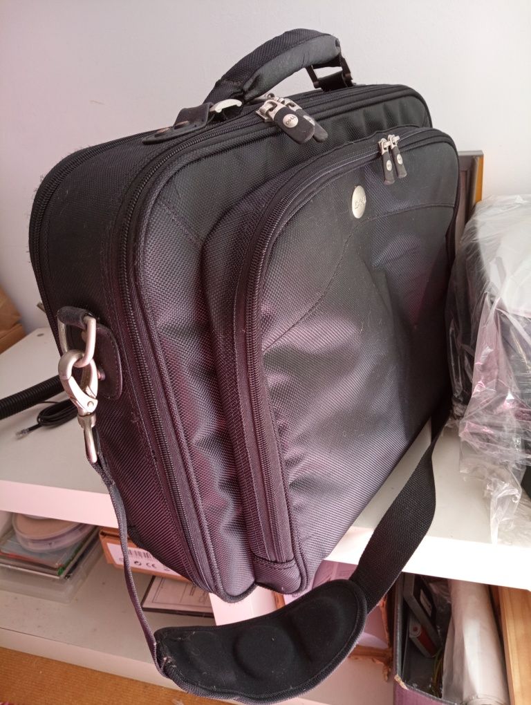 Mala PC portátil