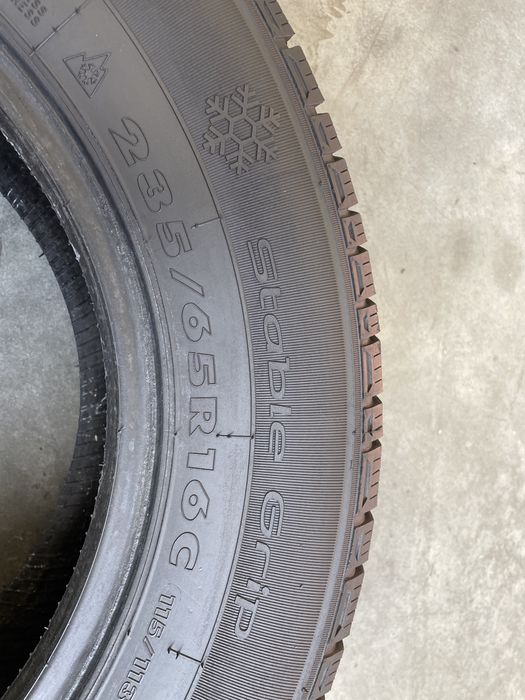 1x Opona Sunfull Zimowa 235/65 R16C jak nowa!