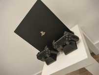 Konsola PS4 Pro 1T +2pady +podstawka chłodząca