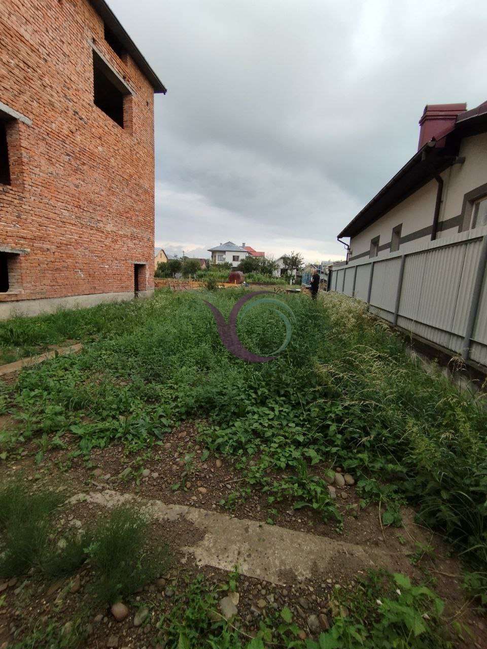 Будинок знаходиться на затишній вуличці м.Тисмениця