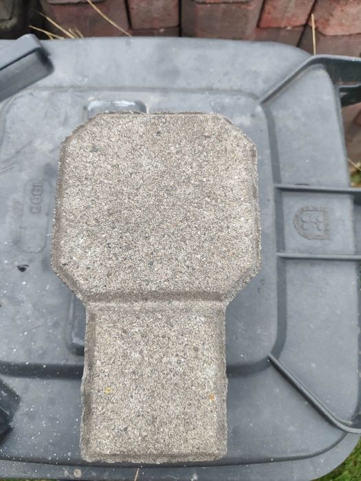 Kostka brukowa używana 8cm./tzw.młotek.