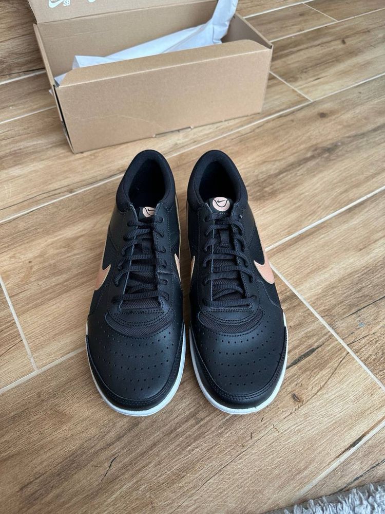 Кроссовки Nike Zoom Court Lite 3
