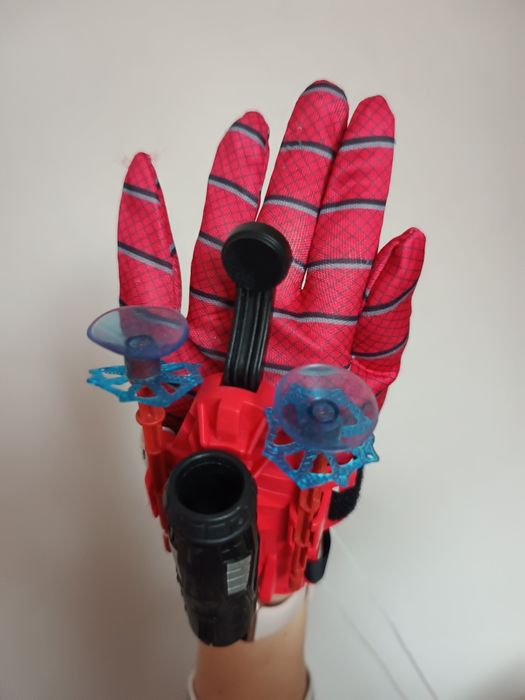 Rękawica Spiderman wyrzutnia rakiet