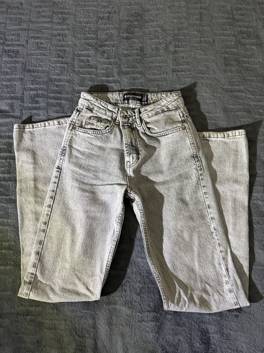 Джинси Stradivarius