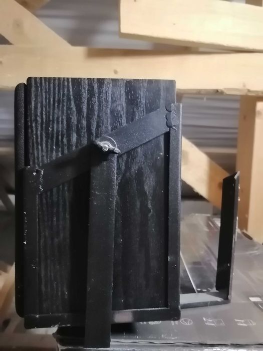 Głośniki satelitki Jamo z wieszkami