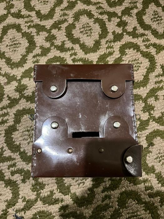 Частини дозиметра вимірювача радіації