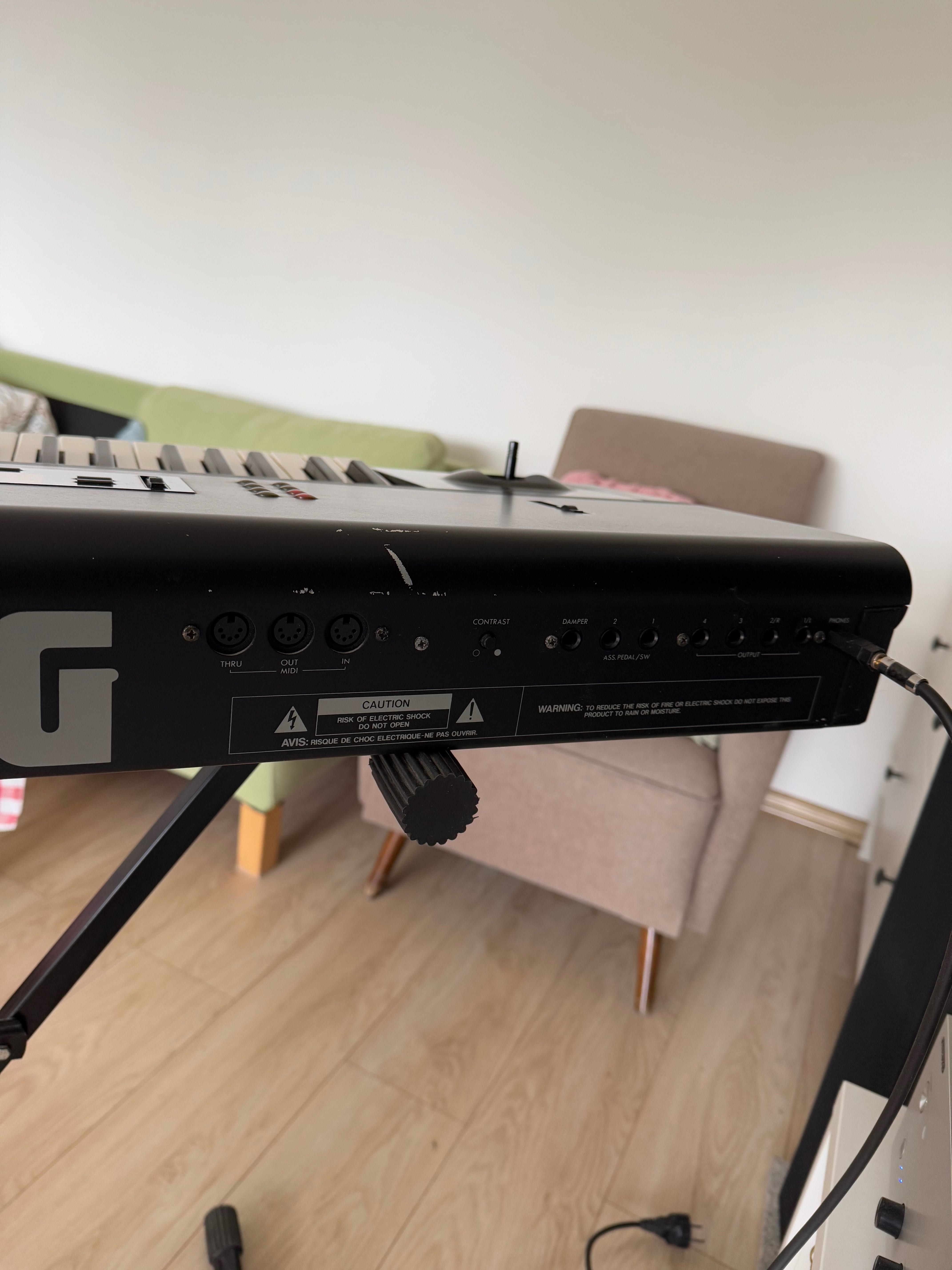 Keybord instrument Korg M1