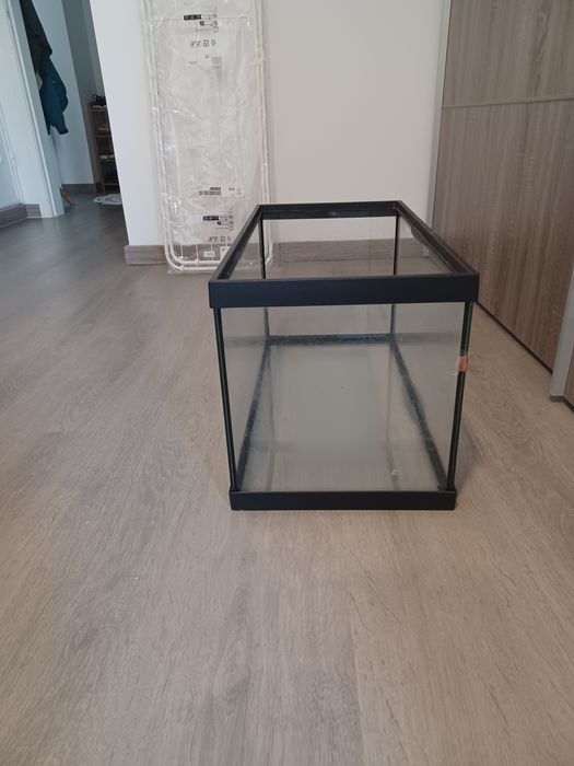 Vendo aquário/tartarugueira