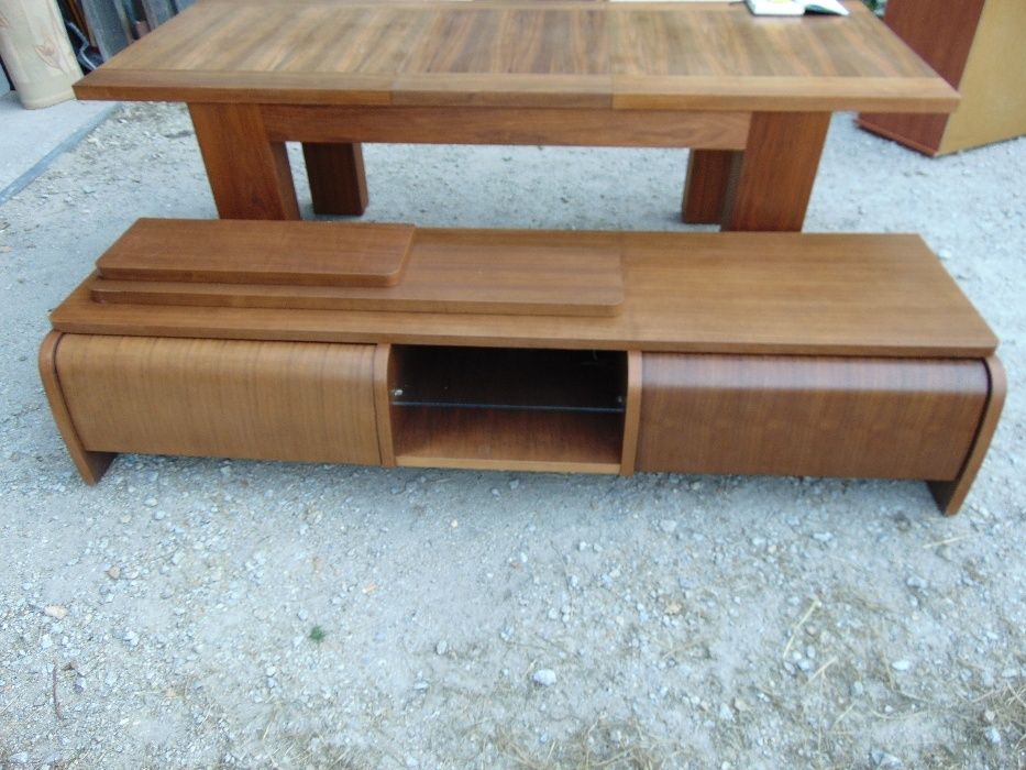 Komoda + półki solidne.
