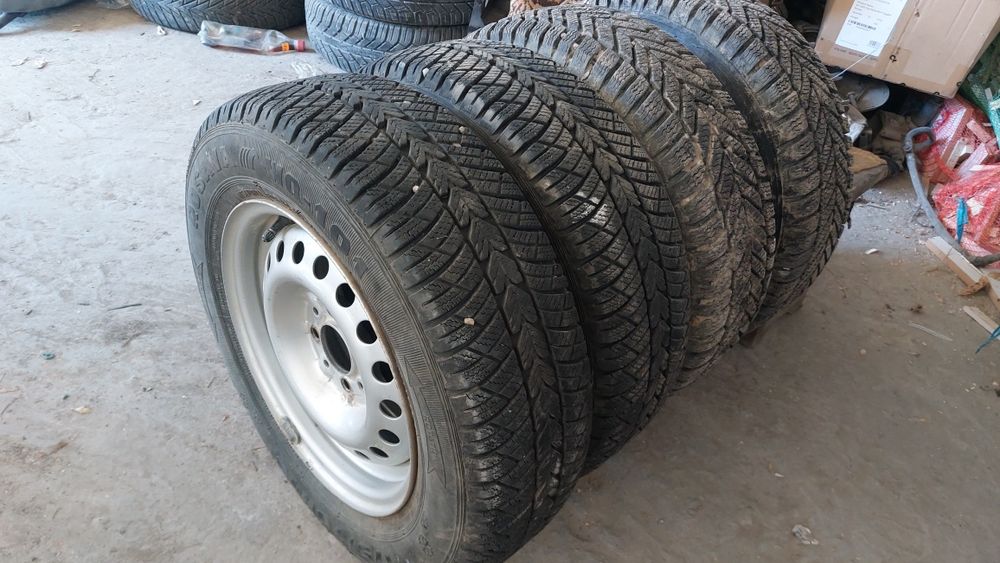 Колеса зимові.Диски резина 175/70 R13