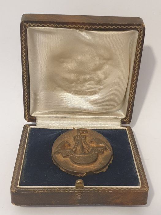 Rara medalha/placa em bronze - nau com corvos - Lisboa São Vicente