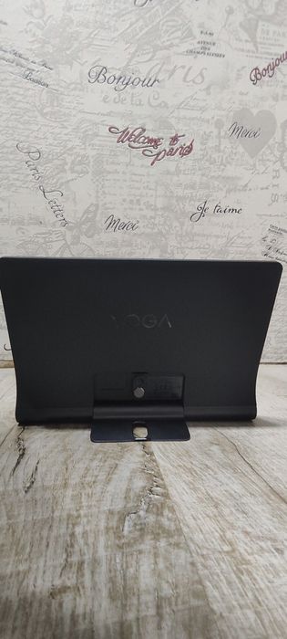Ігровий планшет Lenovo Yoga tab
